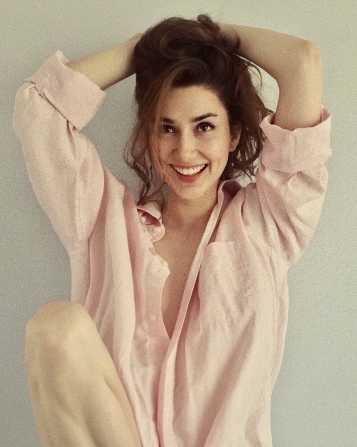 Burcu Oktav - Müge Orkun Menajerlik